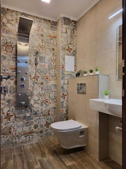 Stylish Apartment Near City Center Plovdiv Exterior foto